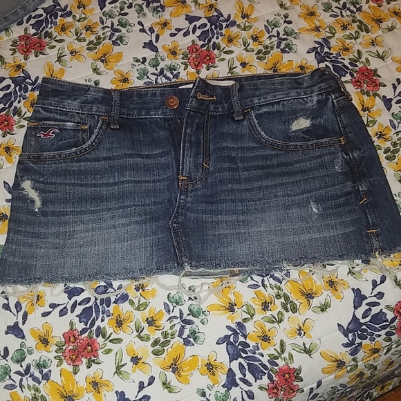 Hollister Dresses & Skirts - Hollister jean skirt size 26